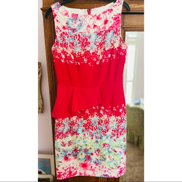 Antonio Melani size 6. Multi colored, tight fitted - Picture 1 of 1